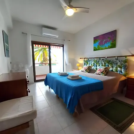 Apartment Sea Sun Pool Palmeiras Armacao de Pera